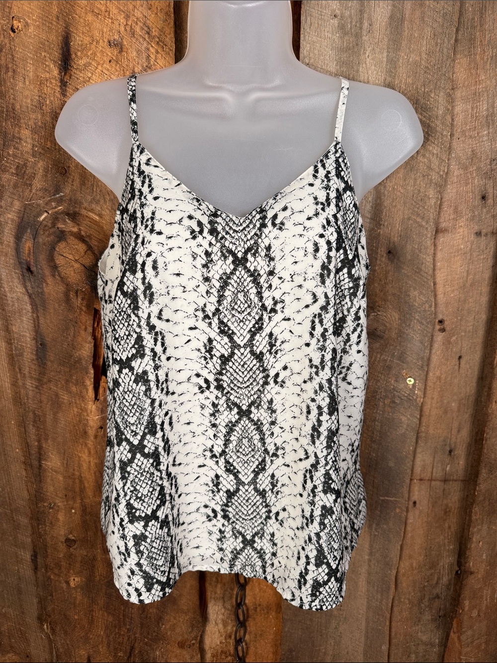 Snake Print V-Neck Cami Tank Top - Black & White